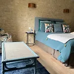 D'hotes De L'ancienne 3* Thaon