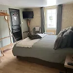 Bed and Breakfast D'hotes De L'ancienne 3*
