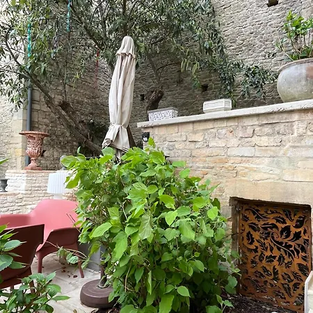 Alojamento de Acomodação e Pequeno-almoço D'hotes De L'ancienne Thaon
