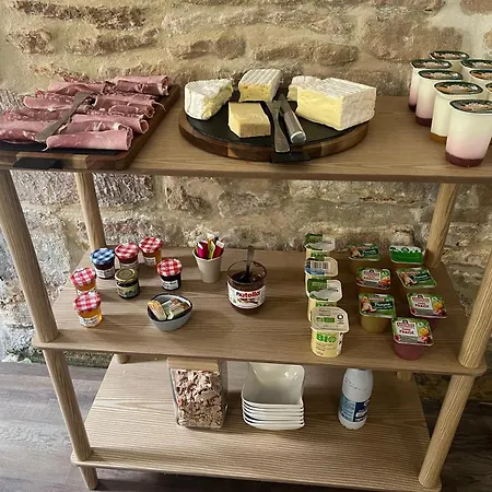 D'hotes De L'ancienne Frühstückspension Thaon