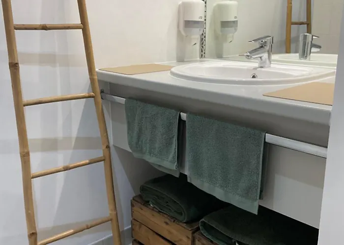 D'hotes De L'ancienne 3* Thaon