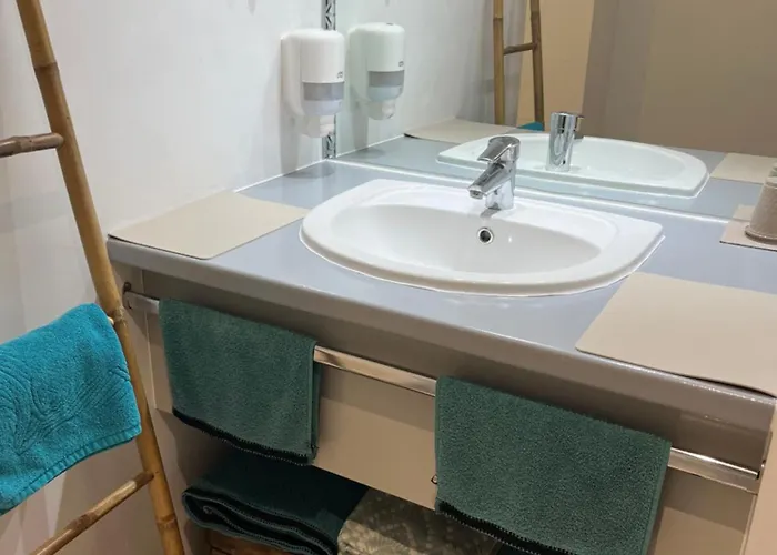 Alojamento de Acomodação e Pequeno-almoço D’hôtes De L’ancienne Thaon